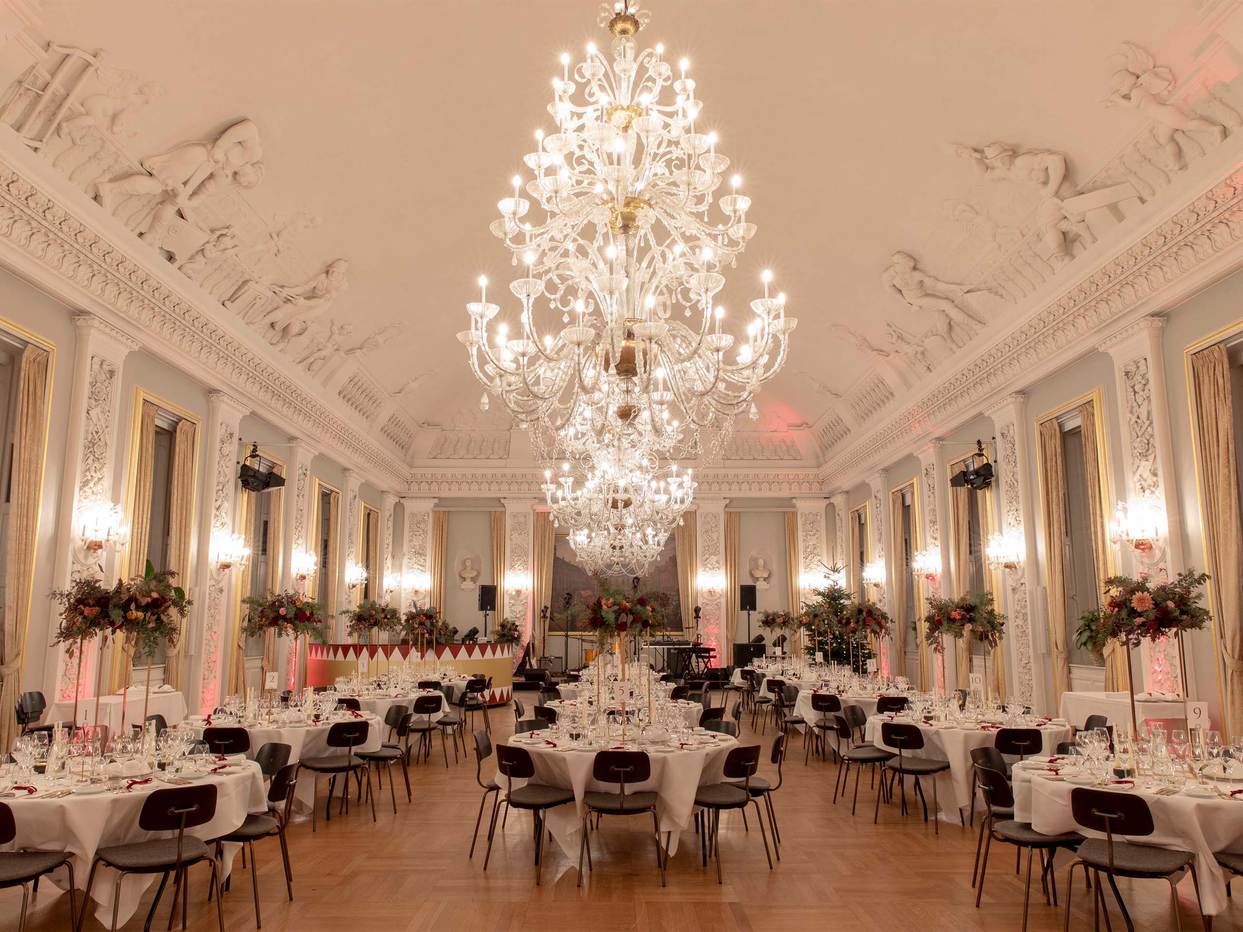 altor-christmas-party-2560x1920_0001_20241205_AlexanderHJespersen_Monkfish_ALTOR_V2_035