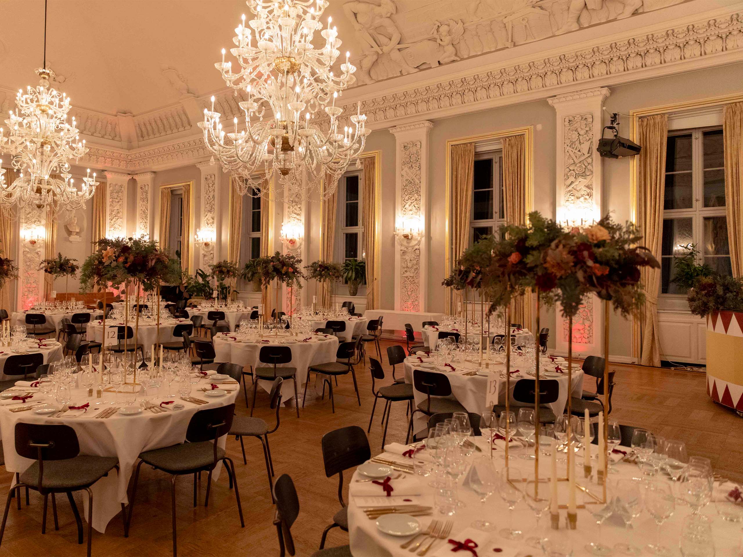 altor-christmas-party-2560x1920_0007_20241205_AlexanderHJespersen_Monkfish_ALTOR_V2_007