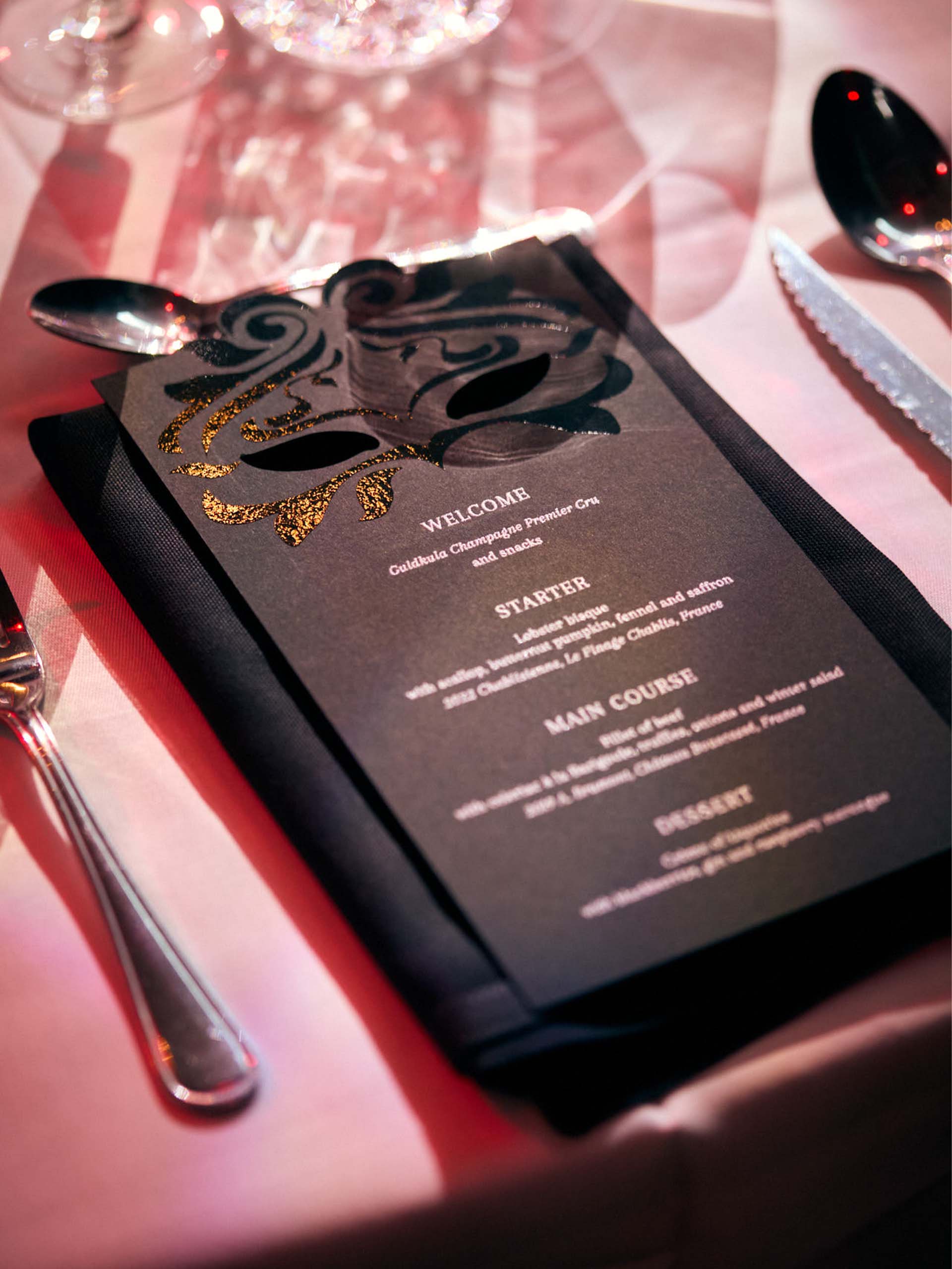 boozt-masquerade-1920x2560_0009_25.02.28 – Boozt_Monkfish_002