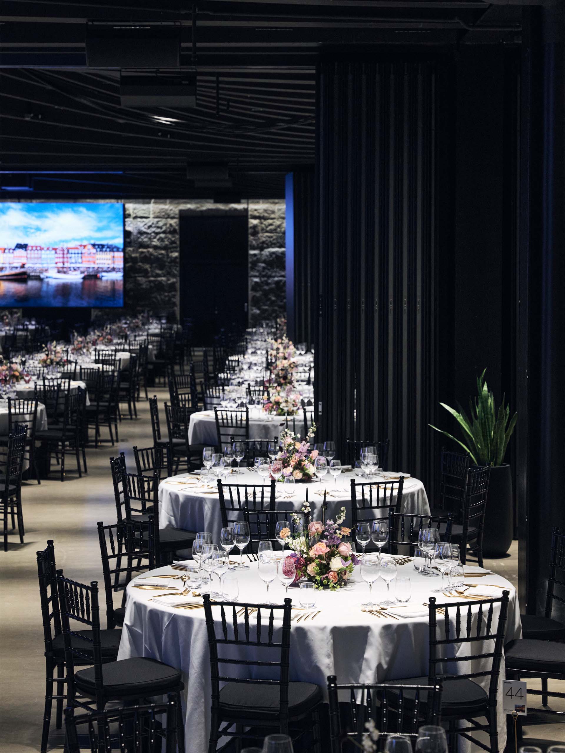 deloitte-belgien-1920x2560_0002_2024_09_28_Deloitte_GallaDinner_012